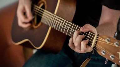 Free Online Course from Coursera: Guitar Performance Techniques