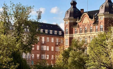منح ماجستير في الدنمارك  ممولة في Roskilde University براتب شهري 2027