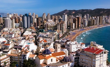 فرصة تدريب ممولة في إسبانيا 2026 لمدة 8 أيام مع السكن