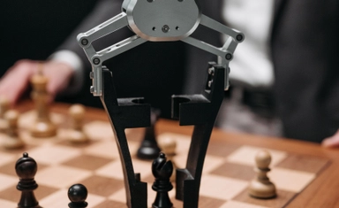 زمالة GovAI البحثية في حوكمة الذكاء الاصطناعي في بريطانيا 2027