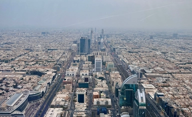 قمة شباب الشرق الأوسط 2027 في السعودية مع فرص تمويل كامل
