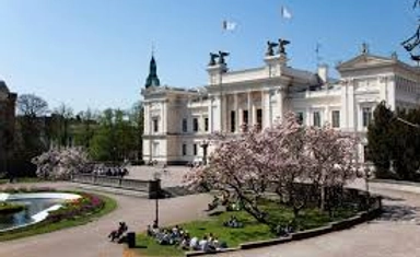 فرصة حضور مدرسة الصيف لحقوق الإنسان الرقمية في جامعة لوند بالسويد 2026