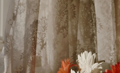 شارك في مسابقة الشعر الدولية في المملكة المتحدة 2026 وحصل على جوائز قيمة