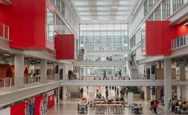 برامج بكالوريوس وماجستير في فرنسا 2026 في emlyon business school