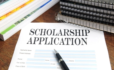 منحة ممولة جزئياً لدراسة الماجستير في المملكة المتحدة من جامعة يورك 2026