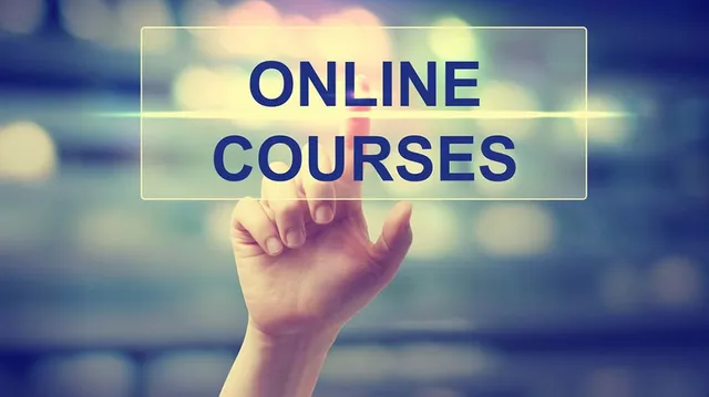 دورة تدريبية عبر الإنترنت تقدمها منصة قاف: أخلاق حملة القرآن
