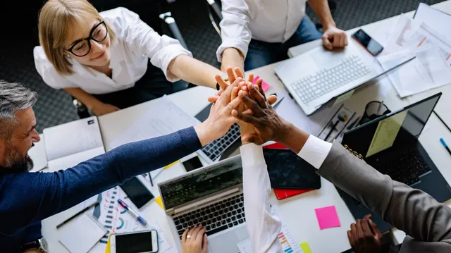دورة أونلاين مجانية من edX بعنوان بناء نماذج أعمال مبتكرة