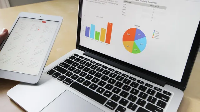 كورسات ميتا: كورس اونلاين بعنوان تحليلات التسويق مع Meta