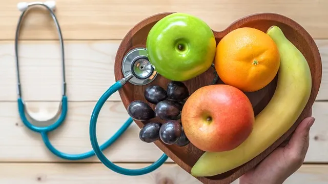 دورة مجانية عبر الإنترنت مُقدَّمة من EIT Food بعنوان: التغذية من أجل الصحة والاستدامة