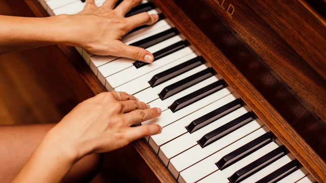 Online Course by Udemy: Learn piano or keyboard from scratch - Complete piano course