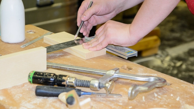 Free Online Course offered by Alison: Introduction to Carpentry