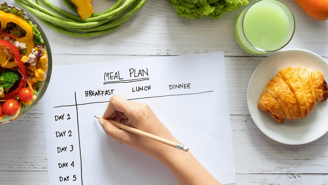 Online Course Entitled Fundamentals of Meal Planning from Alison