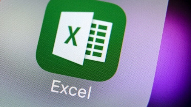 دورة عبر الإنترنت مجاينة عن الجداول الإلكترونية Excel