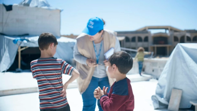 دورة مجانية عبر الإنترنت حول الاستجابة الإنسانية للنزاعات والكوارث مع شهادة