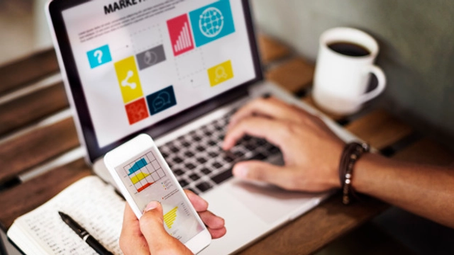 Online course with free certificate: Profiting from social media from the Maaref platform