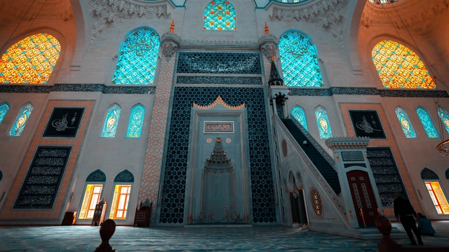 Free Online Course as an Introduction to Islamic Art by Edraak