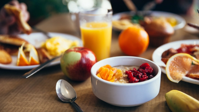 Free Online Course themed “Food and Mood: Improving Mental Health Through Diet and Nutrition”on offered By FutureLearn