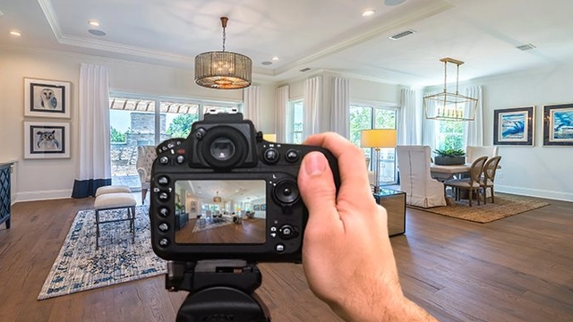 Online Course on Udemy Entitled: Property & Real Estate Photography