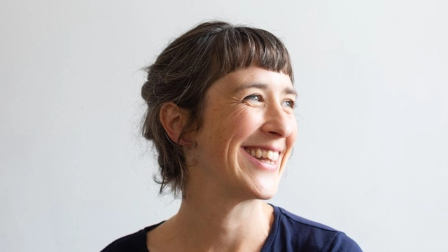 Online Beginners Fiction Course in English with Expert Author Feedback