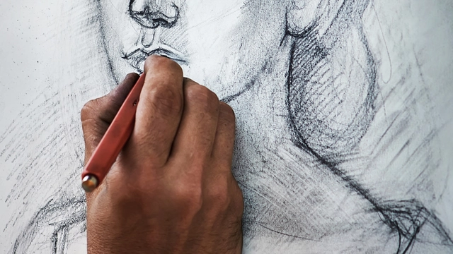 Online Course as an Introduction to Portrait Drawing with Pencil