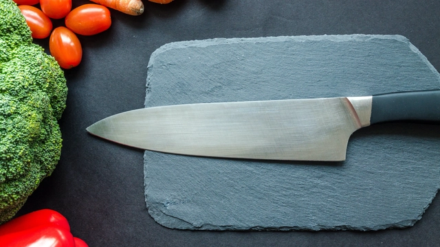 Free Online Course Themed “Professional Knife Skills” offered By FutureLearn