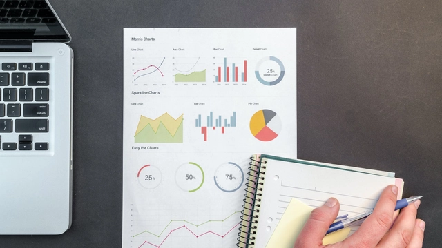 دورة مجانية عبر الإنترنت مقدمة من أليسون: الرياضيات المالية