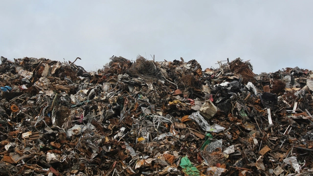 Free Online Course by Edraak on Solid Waste Management