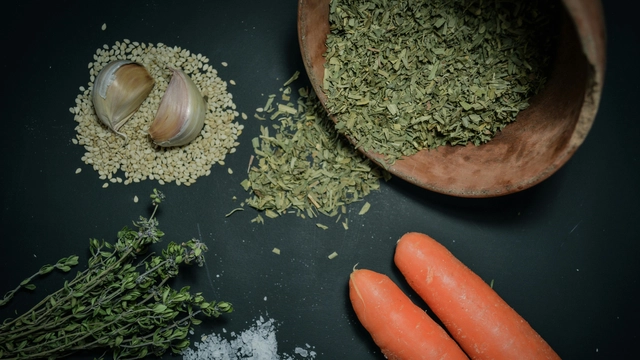 Online Course Themed “Herbalism :: Introduction & Medicine Making Certificate” by Udemy