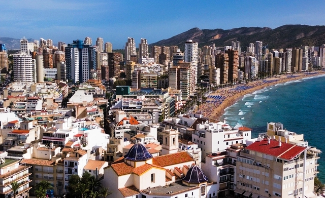 فرصة تدريب ممولة في إسبانيا 2026 لمدة 8 أيام مع السكن