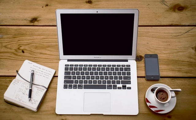 Online Internship from Humanium: Coordination and communication