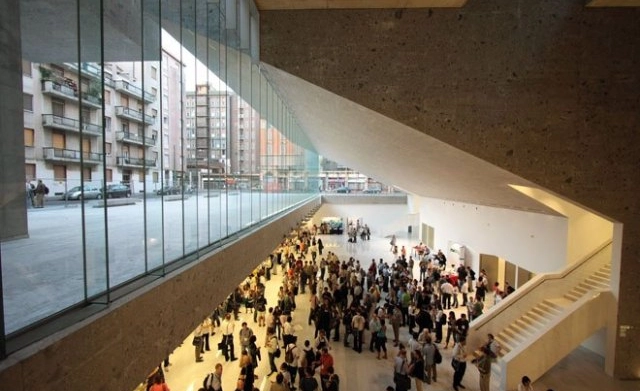 منح دراسية للبكالوريوس ممولة جزئيا في ايطاليا من جامعة Bocconi لعام 2026-2027
