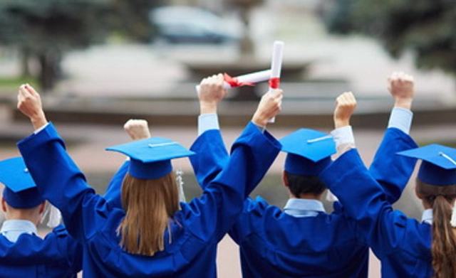 Essay Contest for Students and a Scholarship of $1,500