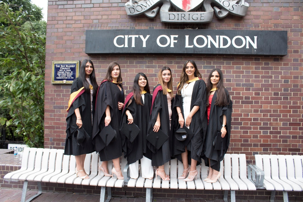 President's Undergraduate Scholarship at London University 2021