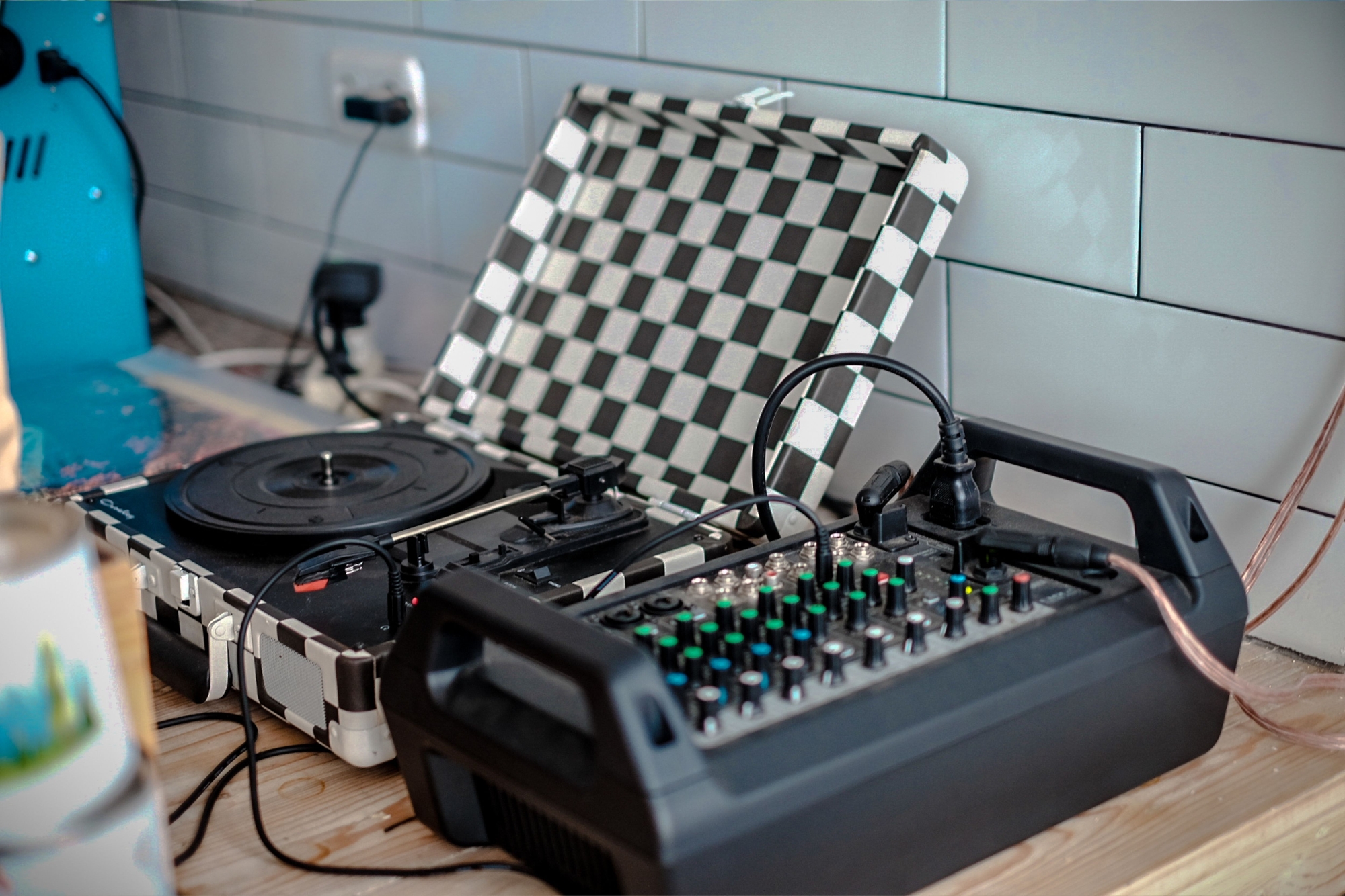 Instructables' Audio Challenge with Prizes Worth of $1700