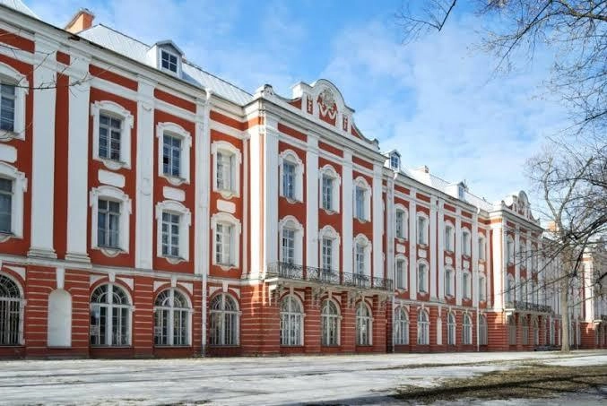 جامعة سانت بطرسبرج الحكومية Saint Petersburg State University